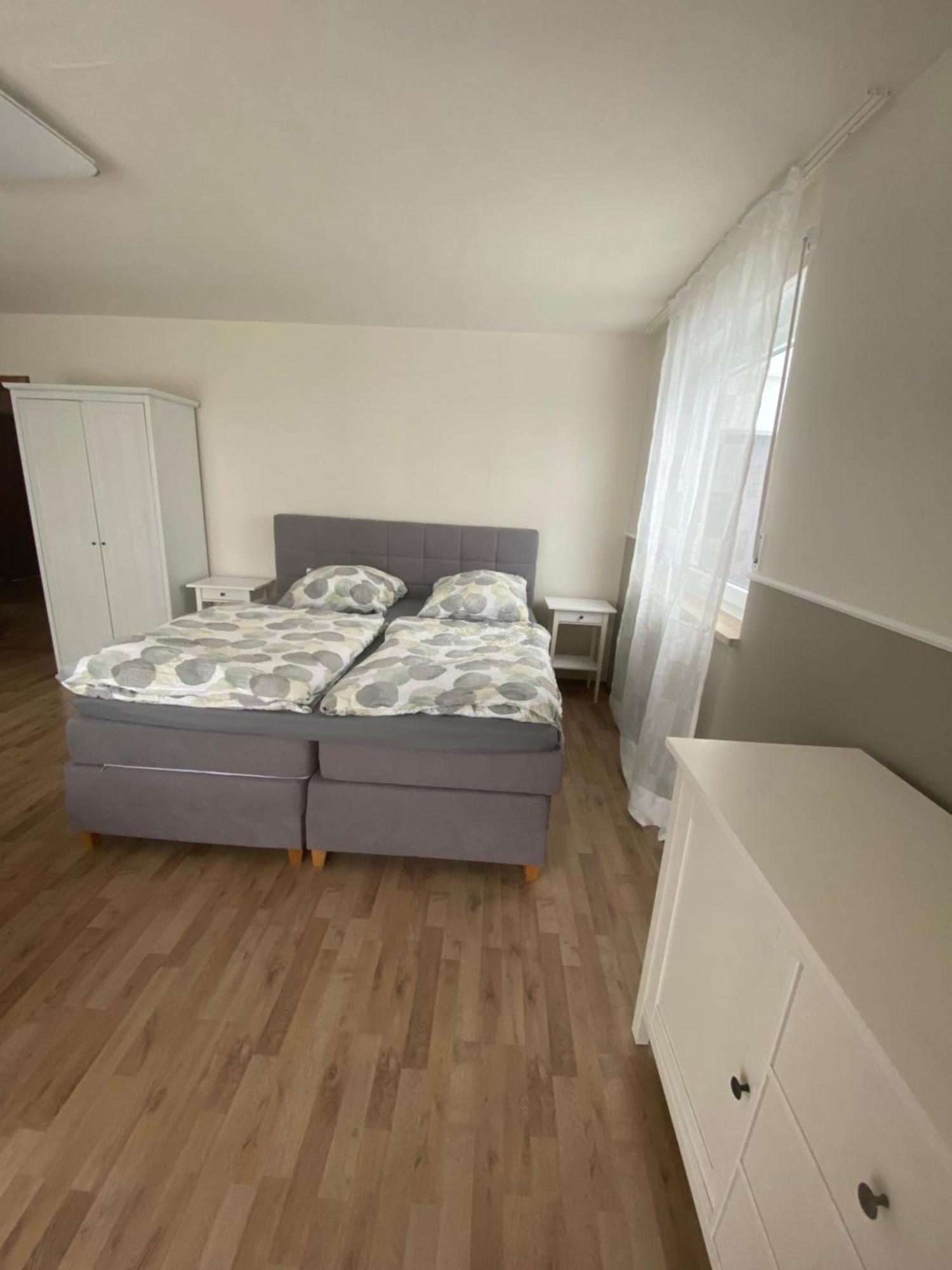 Ferienwohnung Hersbruck Wlan Free Parking Modern Zentral Und Natur Exterior photo